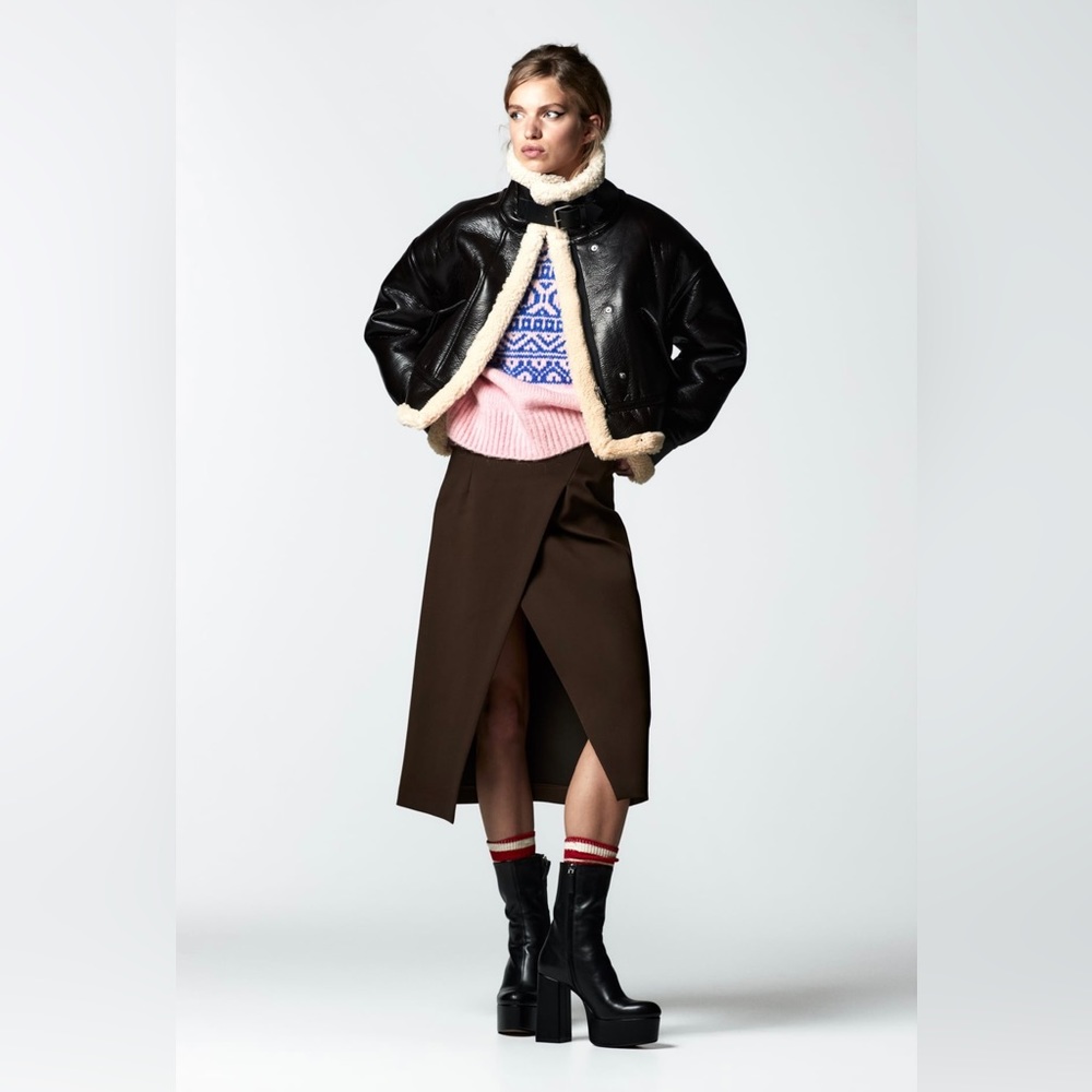 FAUX LEATHER FLEECE COLLAR JACKET